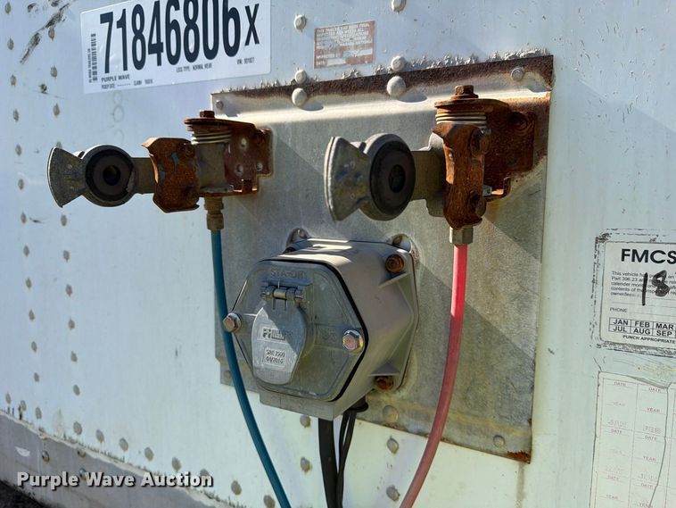 image for item YA5516 2005 Wabash DVCVHPC dry van trailer