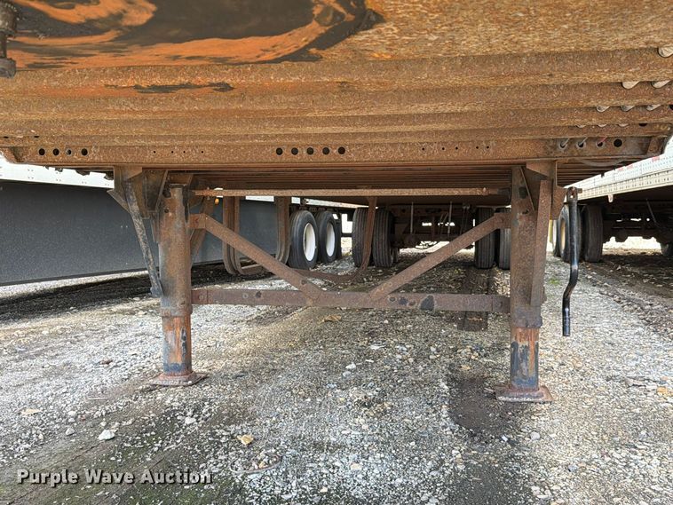 image for item YA5516 2005 Wabash DVCVHPC dry van trailer