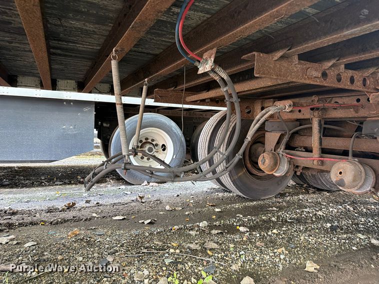 image for item YA5516 2005 Wabash DVCVHPC dry van trailer