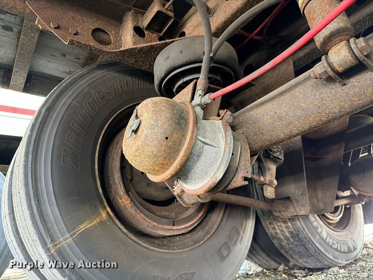 image for item YA5516 2005 Wabash DVCVHPC dry van trailer