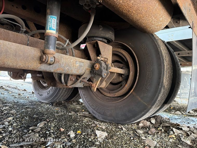 image for item YA5516 2005 Wabash DVCVHPC dry van trailer