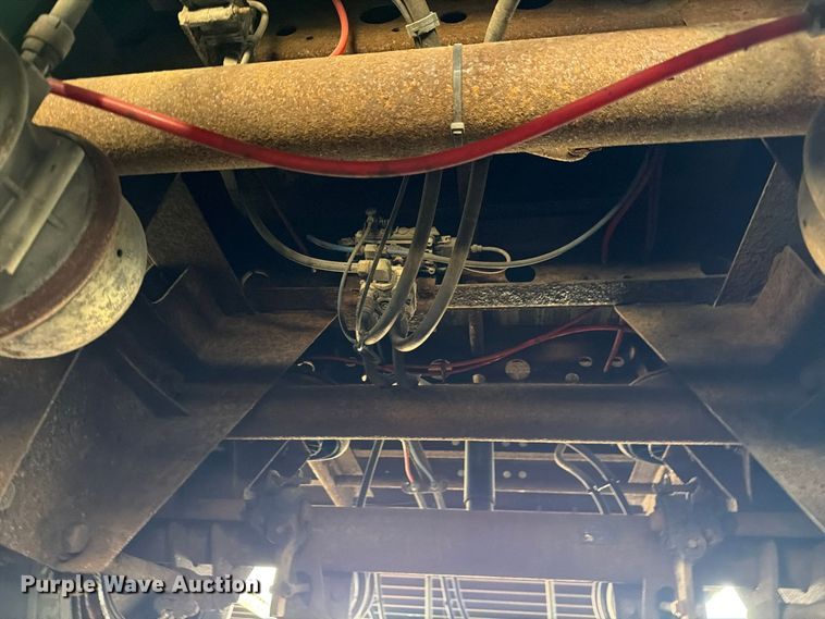 image for item YA5516 2005 Wabash DVCVHPC dry van trailer