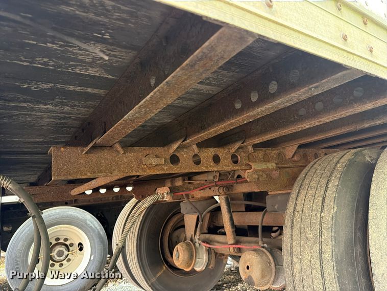 image for item YA5516 2005 Wabash DVCVHPC dry van trailer