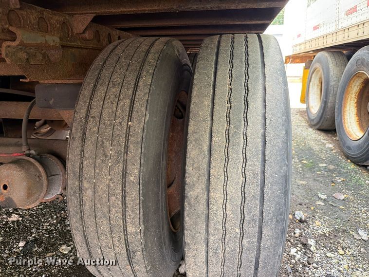image for item YA5516 2005 Wabash DVCVHPC dry van trailer