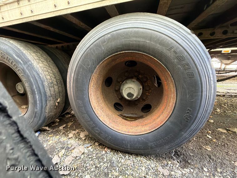 image for item YA5516 2005 Wabash DVCVHPC dry van trailer