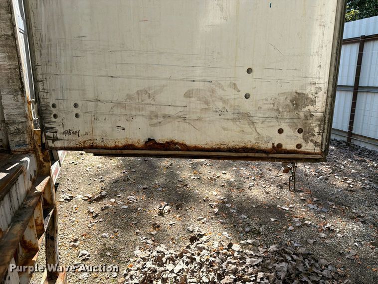 image for item YA5517 2005 Wabash DVCVHPC dry van trailer