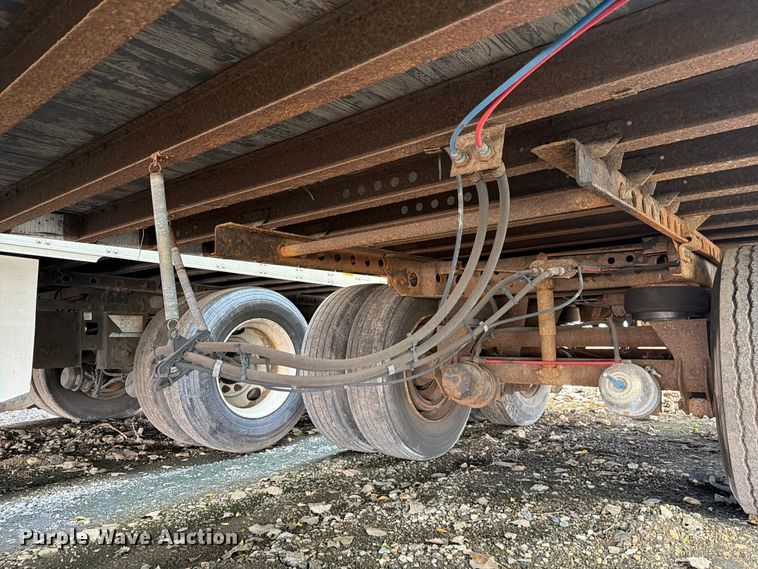 image for item YA5517 2005 Wabash DVCVHPC dry van trailer