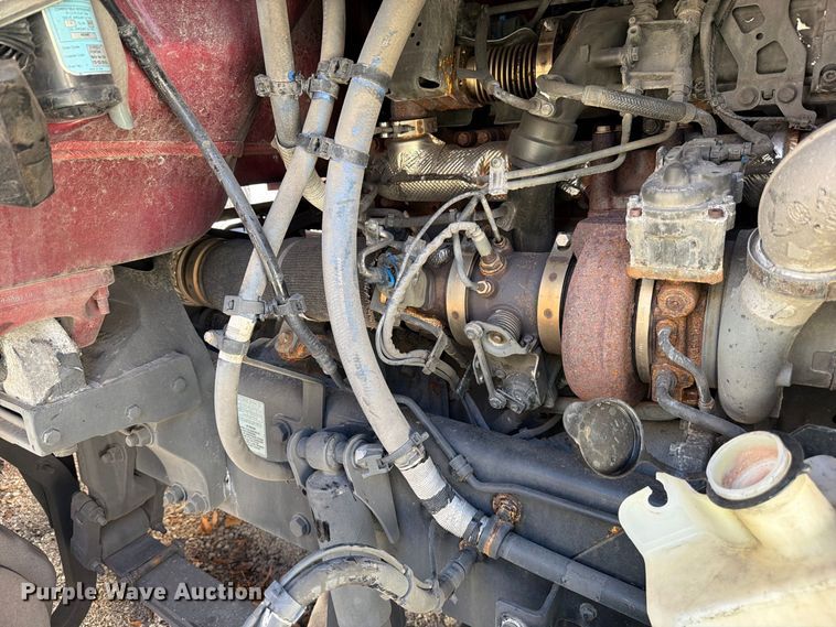 image for item YA5544 2023 Peterbilt 579 semi truck