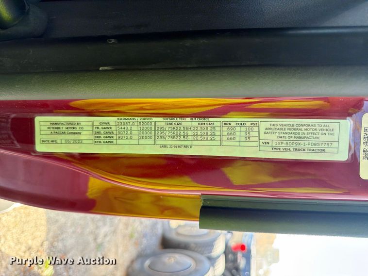 image for item YA5544 2023 Peterbilt 579 semi truck