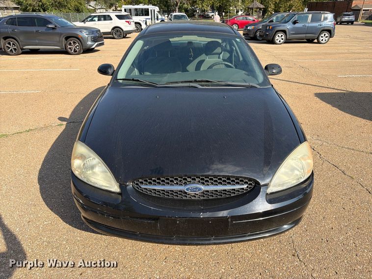 image for item DT3064 2003 Ford Taurus 