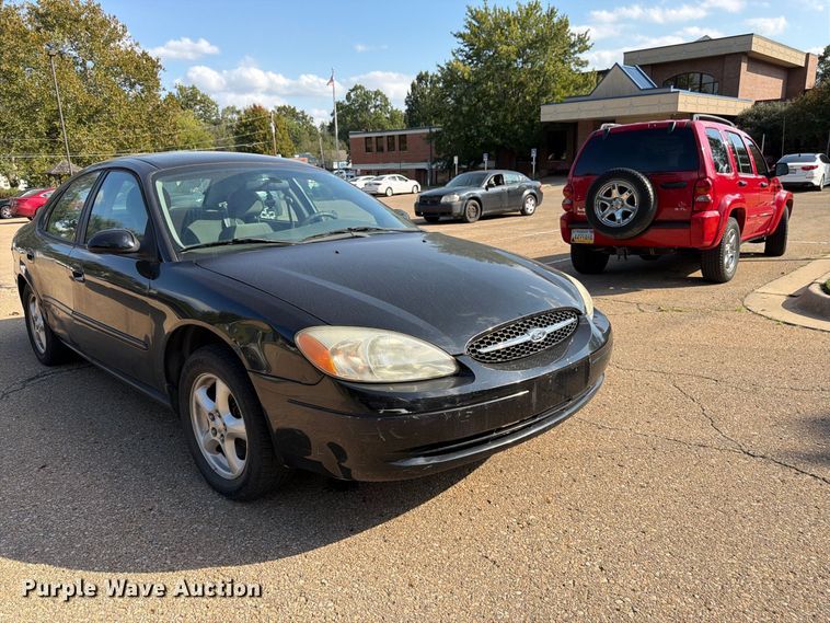image for item DT3064 2003 Ford Taurus 
