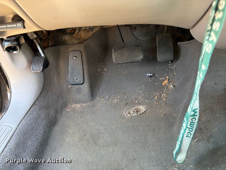 image for item DT3064 2003 Ford Taurus 