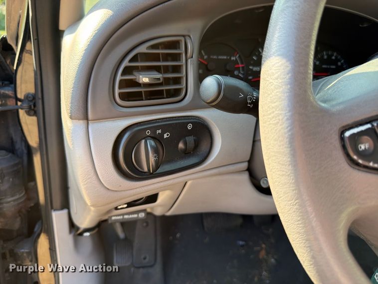 image for item DT3064 2003 Ford Taurus 