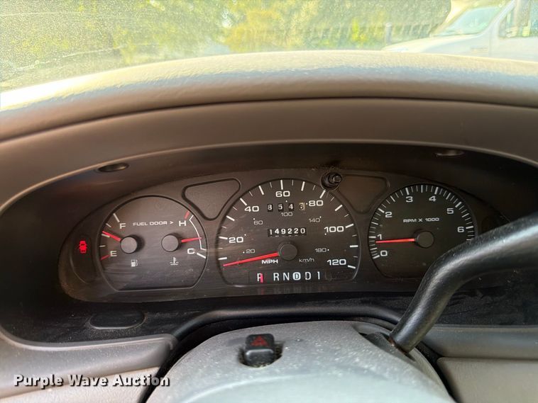 image for item DT3064 2003 Ford Taurus 