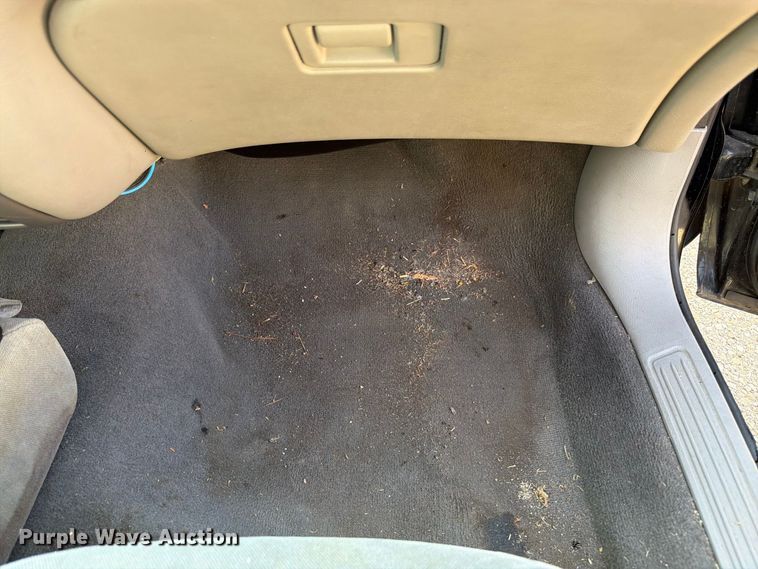 image for item DT3064 2003 Ford Taurus 