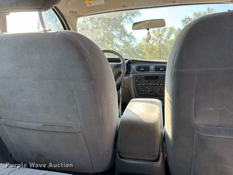 image for item DT3064 2003 Ford Taurus 