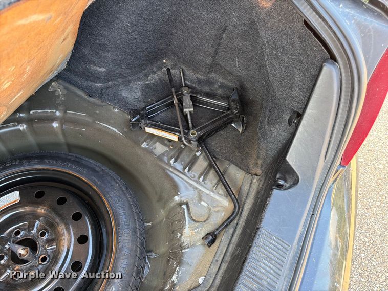 image for item DT3064 2003 Ford Taurus 