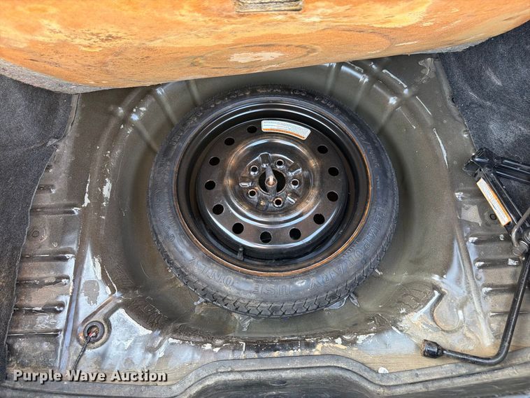 image for item DT3064 2003 Ford Taurus 