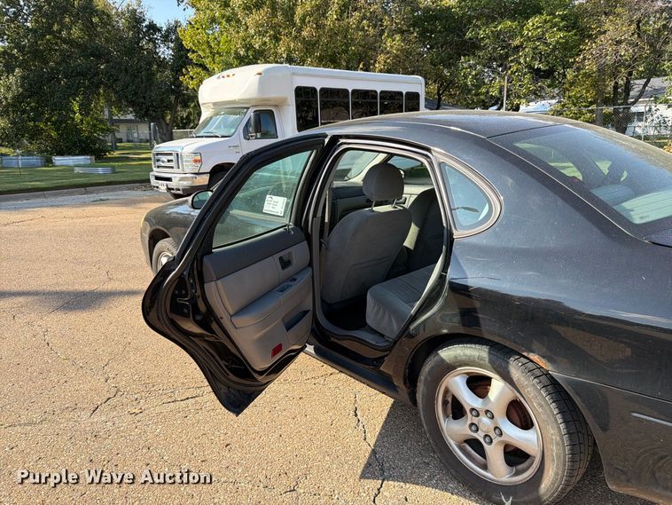 image for item DT3064 2003 Ford Taurus 
