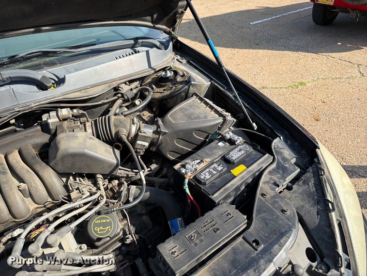 image for item DT3064 2003 Ford Taurus 