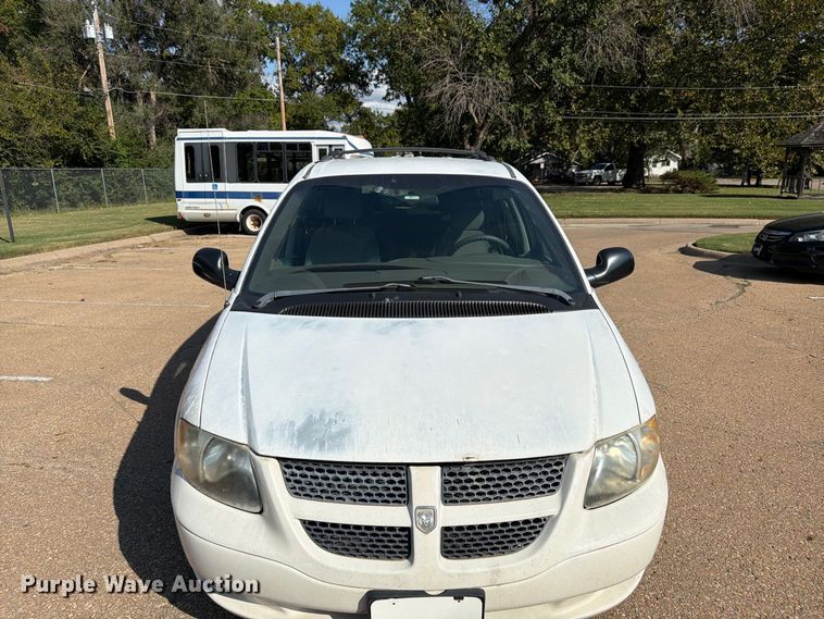 image for item DT3065 2003 Dodge Grand Caravan van