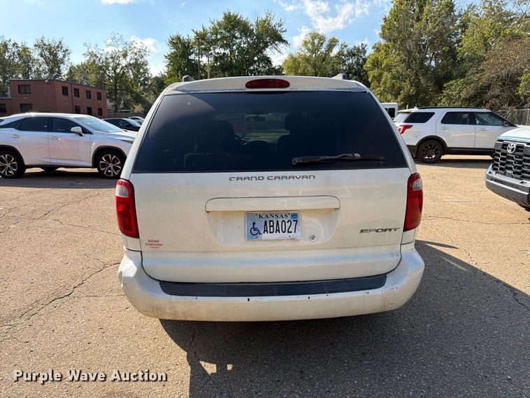 image for item DT3065 2003 Dodge Grand Caravan van