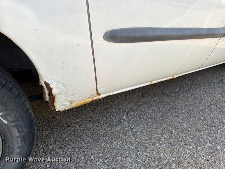 image for item DT3065 2003 Dodge Grand Caravan van