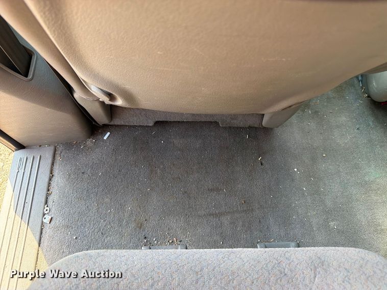 image for item DT3065 2003 Dodge Grand Caravan van