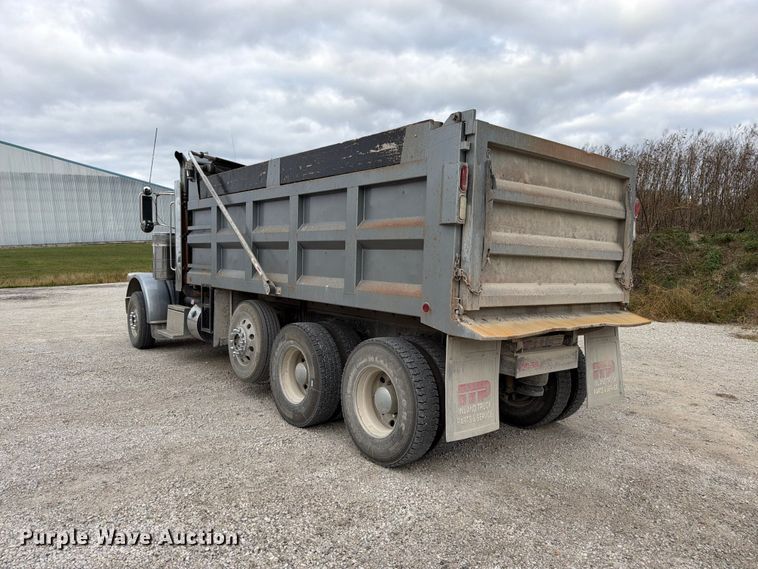 image for item DT3076 2012 Peterbilt 388 dump truck