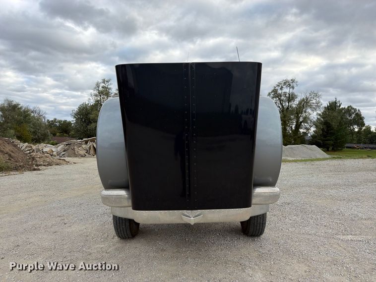 image for item DT3076 2012 Peterbilt 388 dump truck