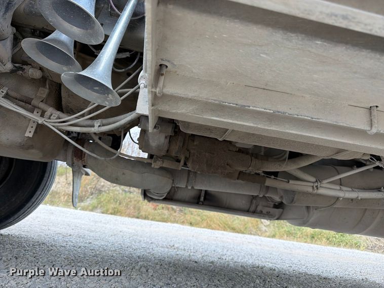 image for item DT3076 2012 Peterbilt 388 dump truck