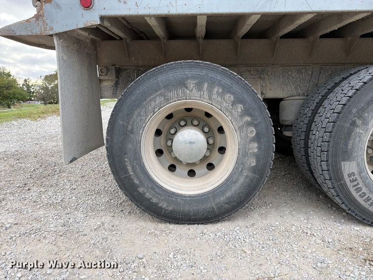 image for item DT3076 2012 Peterbilt 388 dump truck