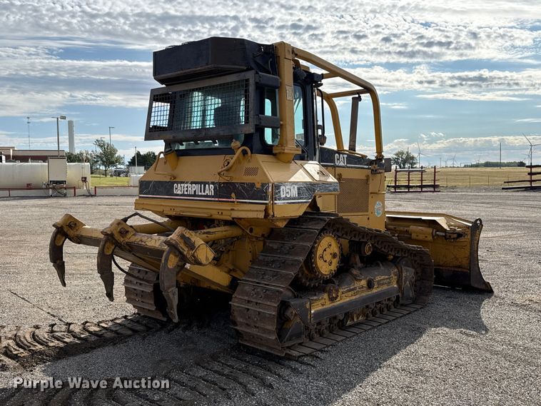 image for item DT6739 1998 Caterpillar D5M XL dozer