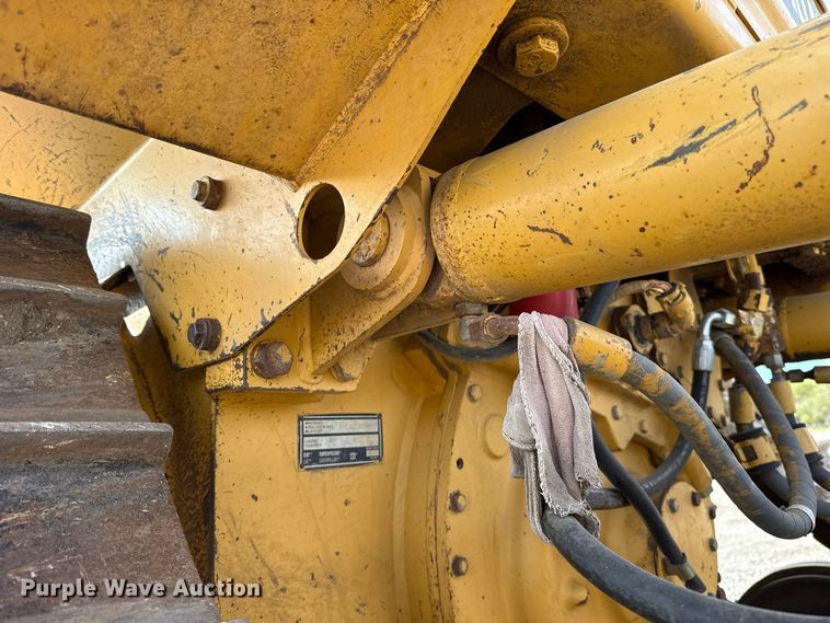 image for item DT6739 1998 Caterpillar D5M XL dozer