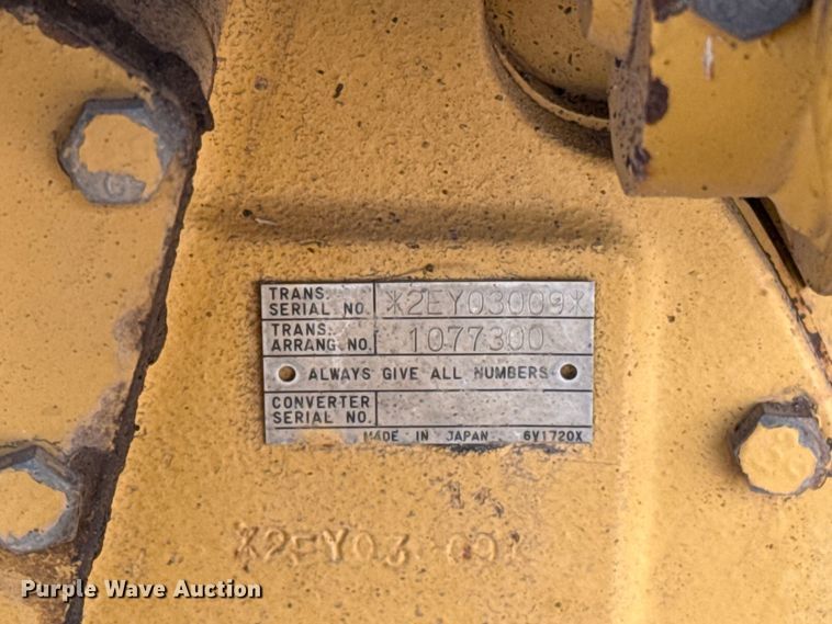 image for item DT6739 1998 Caterpillar D5M XL dozer