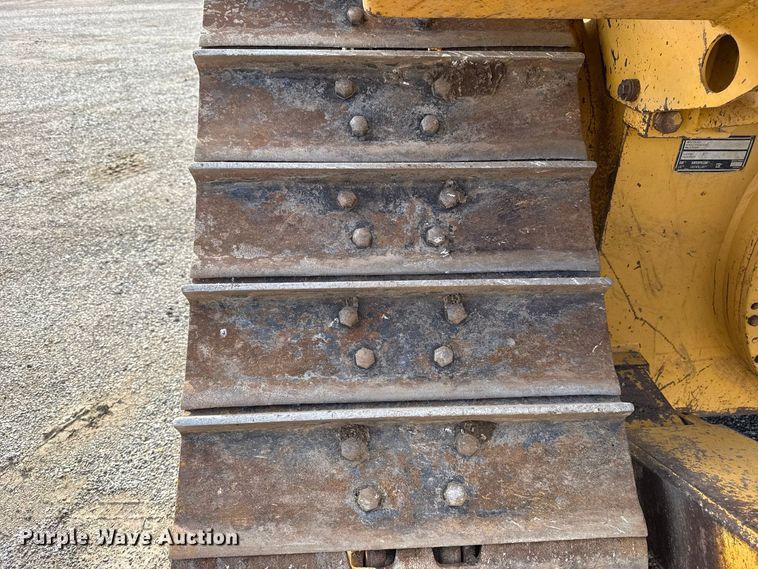 image for item DT6739 1998 Caterpillar D5M XL dozer