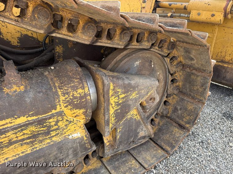 image for item DT6739 1998 Caterpillar D5M XL dozer