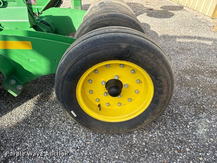 image for item DT6740 2021 John Deere FC10R batwing rotary mower