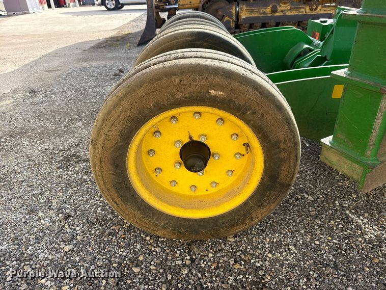 image for item DT6740 2021 John Deere FC10R batwing rotary mower