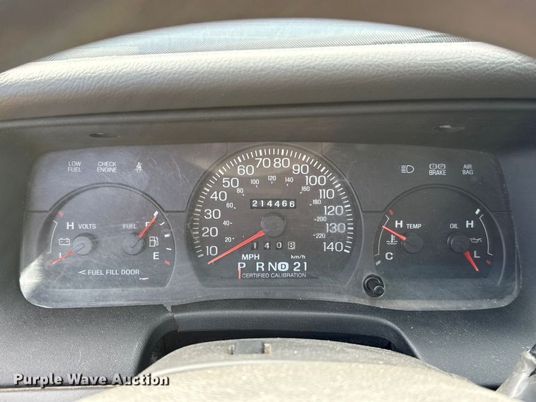 image for item DT6742 2005 Ford Crown Victoria Police Interceptor 