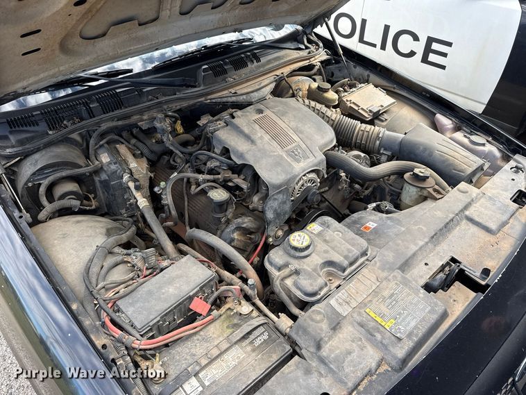 image for item DT6742 2005 Ford Crown Victoria Police Interceptor 