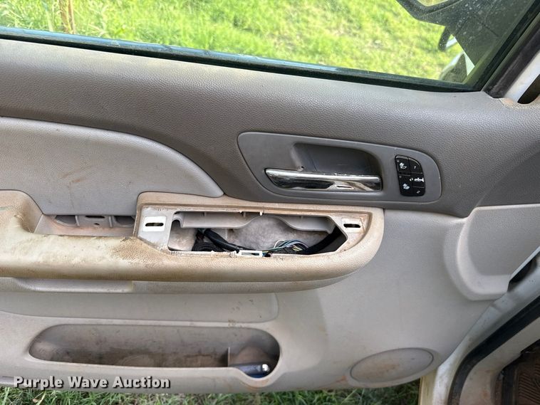 image for item DT6744 2007 Chevrolet Silverado 1500 Crew Cab pickup truck