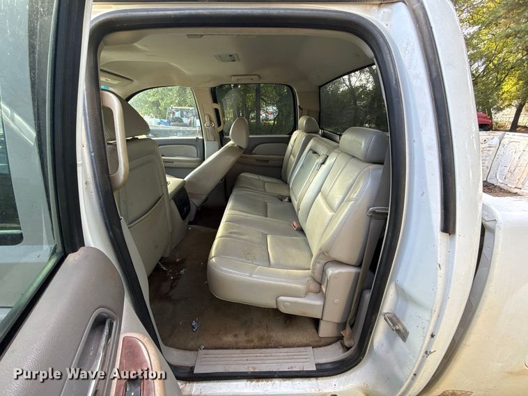 image for item DT6744 2007 Chevrolet Silverado 1500 Crew Cab pickup truck