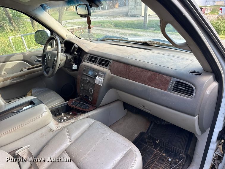 image for item DT6744 2007 Chevrolet Silverado 1500 Crew Cab pickup truck