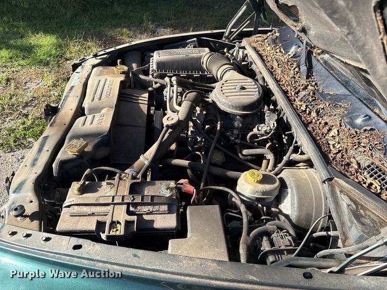 image for item DT6746 2000 Dodge Dakota Ext. Cab pickup truck