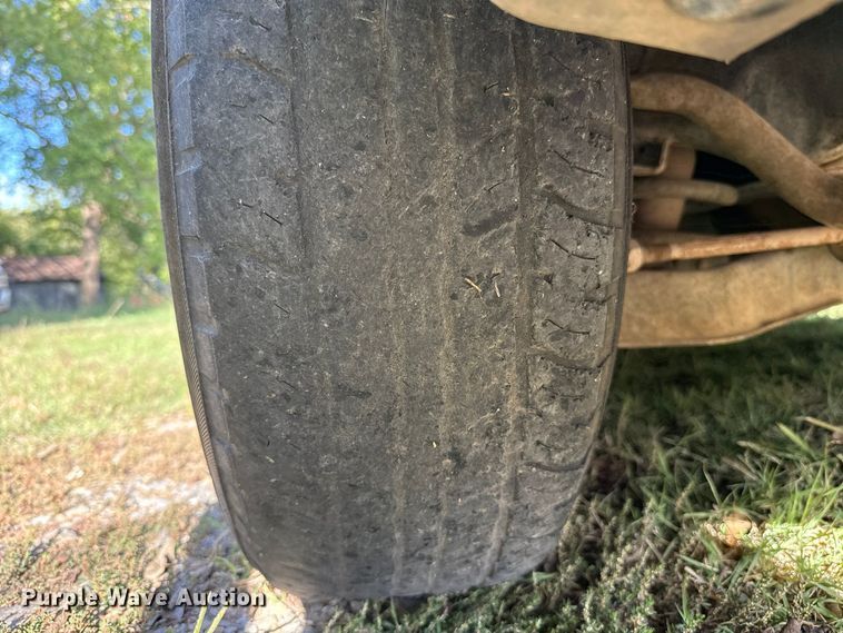 image for item DT6746 2000 Dodge Dakota Ext. Cab pickup truck