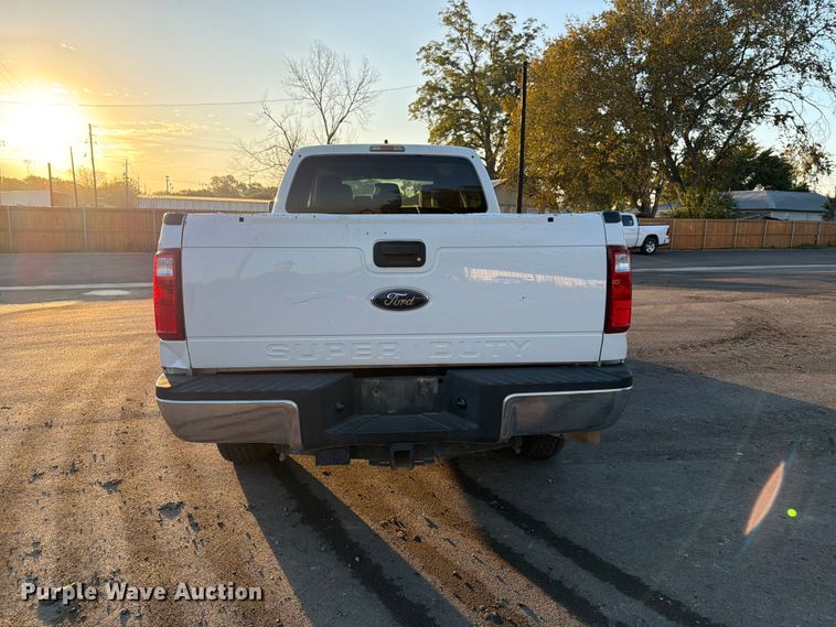 image for item DU1577 2014 Ford F350 Super Duty Crew Cab pickup truck