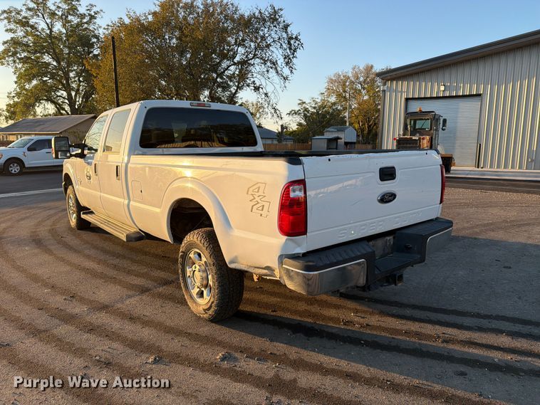 image for item DU1577 2014 Ford F350 Super Duty Crew Cab pickup truck