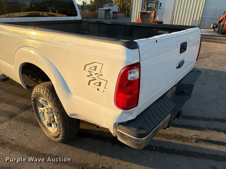 image for item DU1577 2014 Ford F350 Super Duty Crew Cab pickup truck