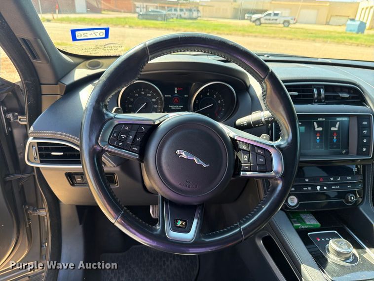 image for item DV8741 2017 Jaguar F-Pace SUV